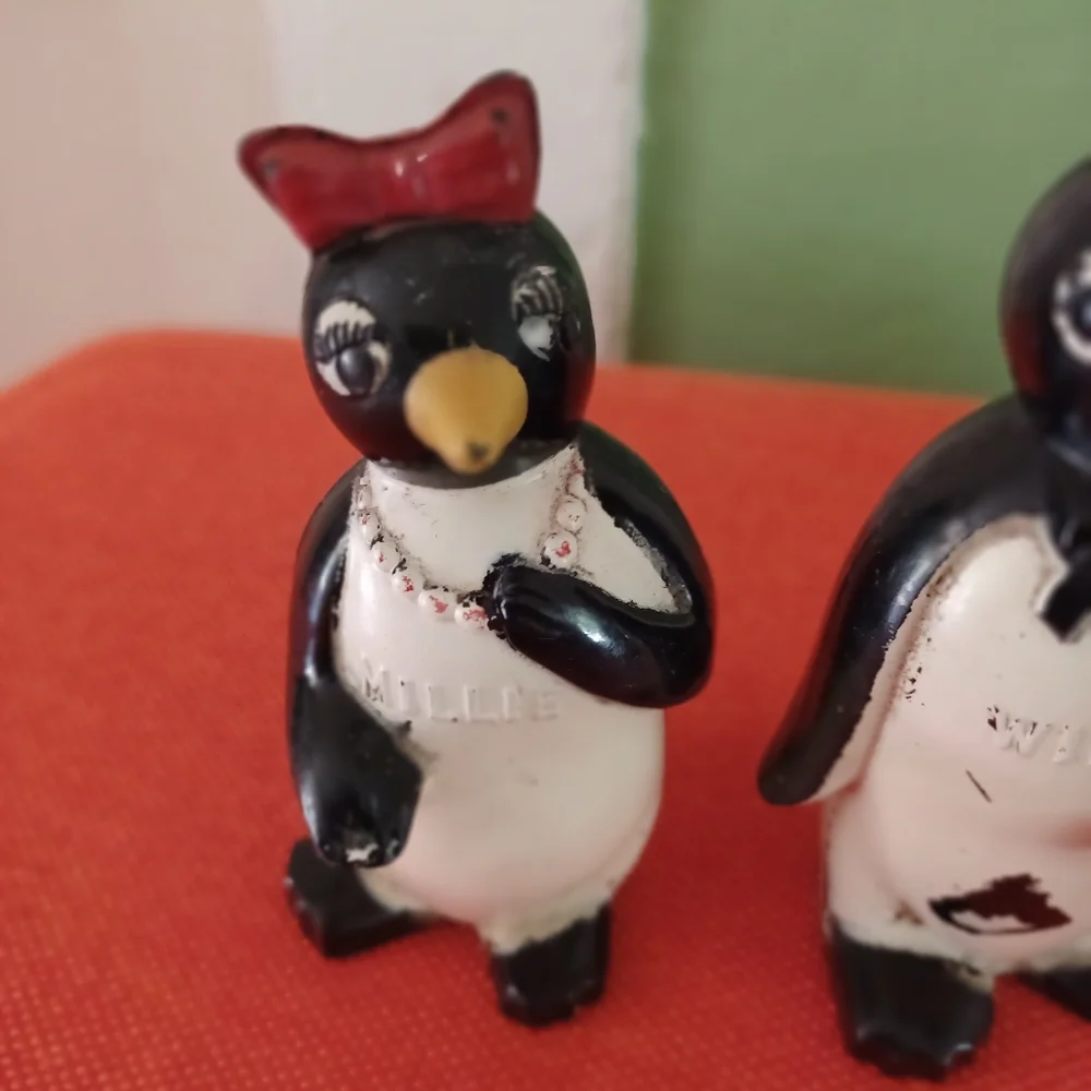 Salt and Pepper shakers Wille and millie penguins 1950's